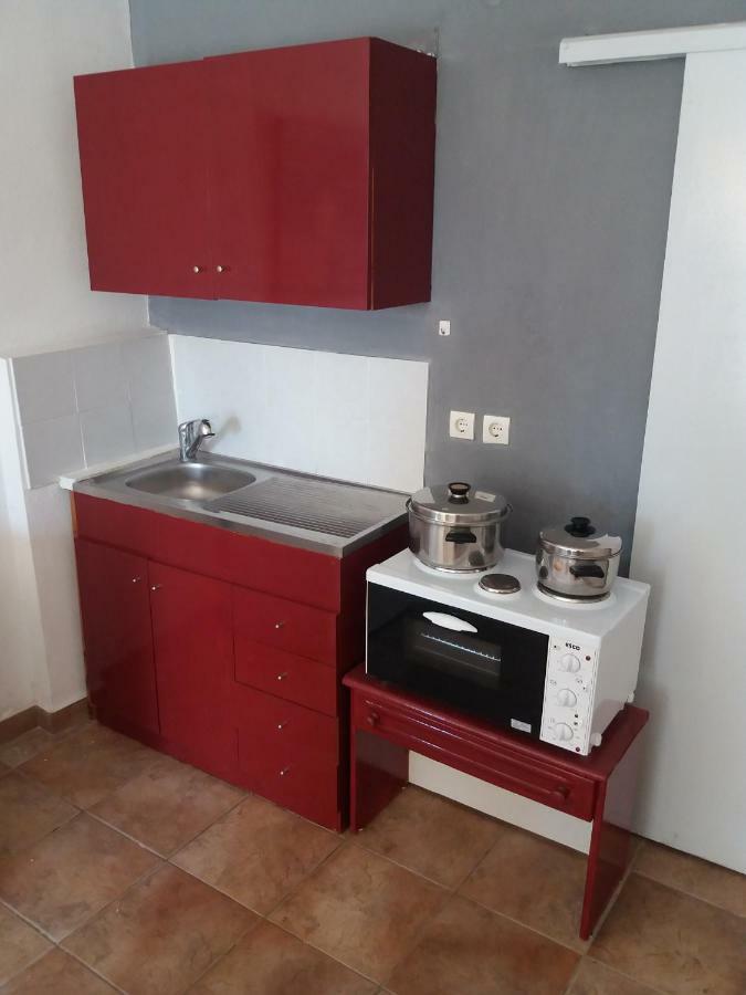 Studio In Garden Poros Town 外观 照片